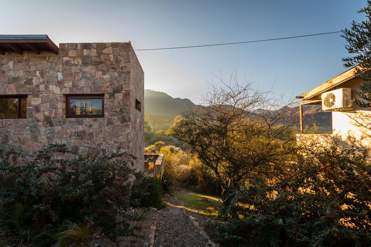 Hotel La Lomada Cabanas Capilla del Monte Exterior foto